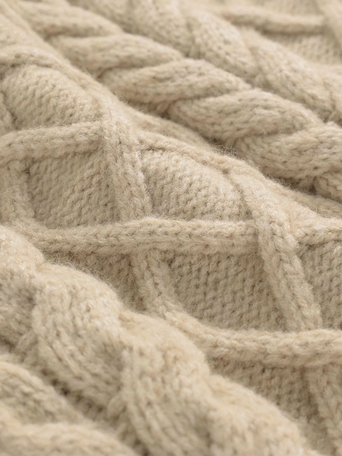 Aelfric Eden Essential Cable Sweater - Image 4