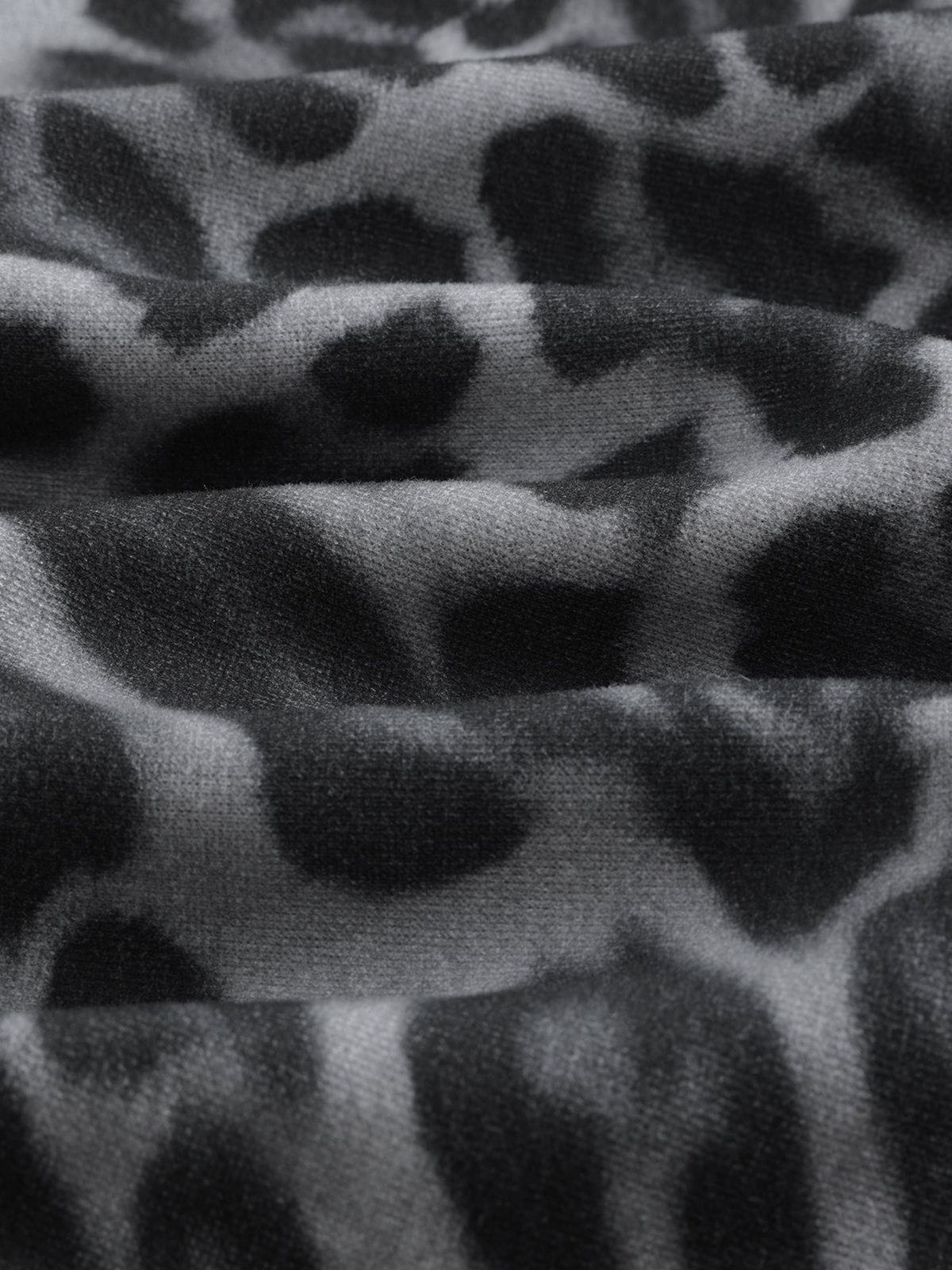 Aelfric Eden Leopard Graffiti Boxy Zip Up Hoodie - Image 8