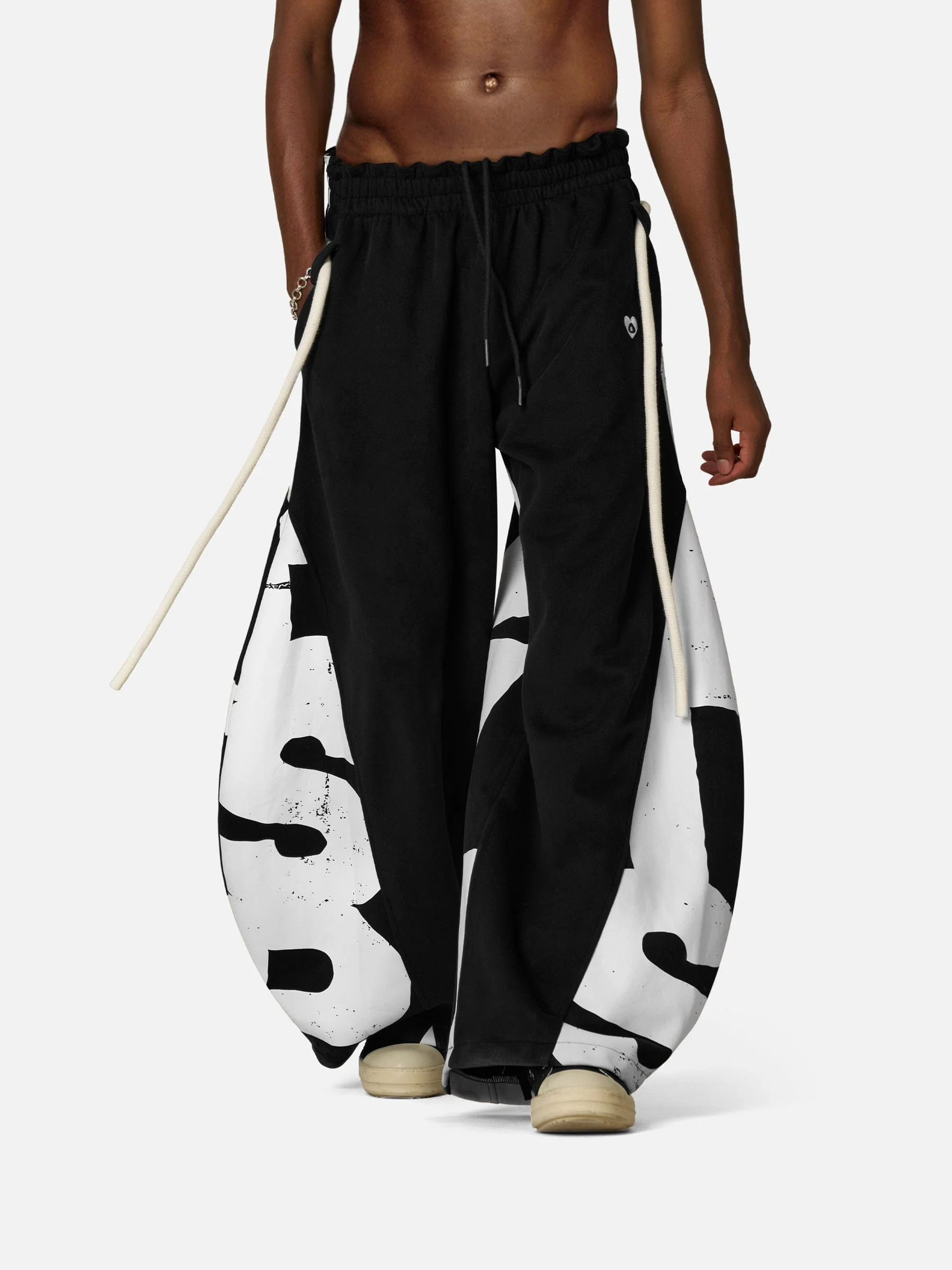 Aelfric Eden Graffiti Super Baggy Barrel Sweatpants - Image 13